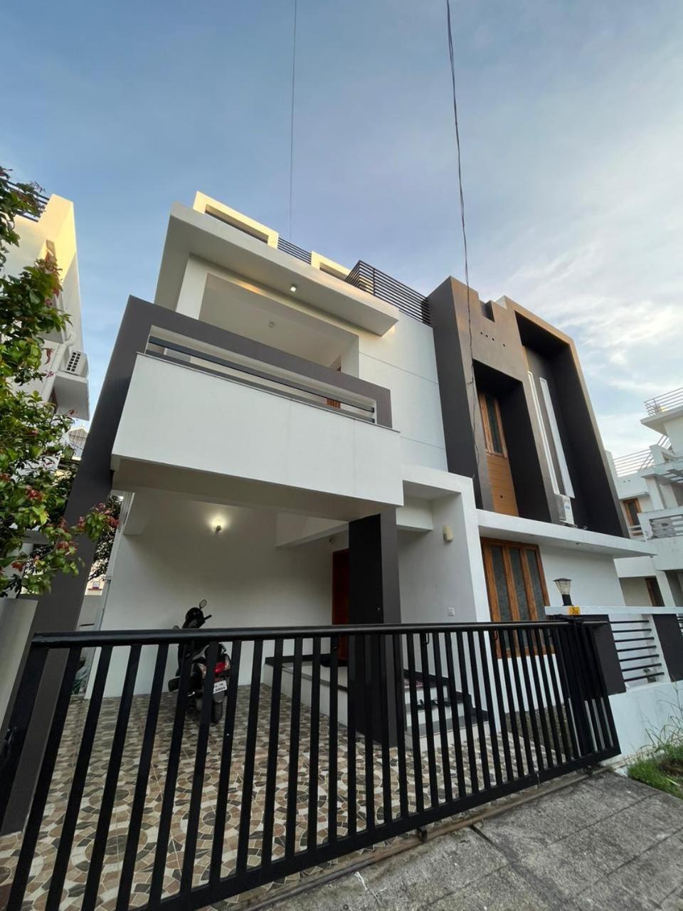 Alchemist Villa-Kazhakootam Thiruvananthapuram Ngoại thất bức ảnh